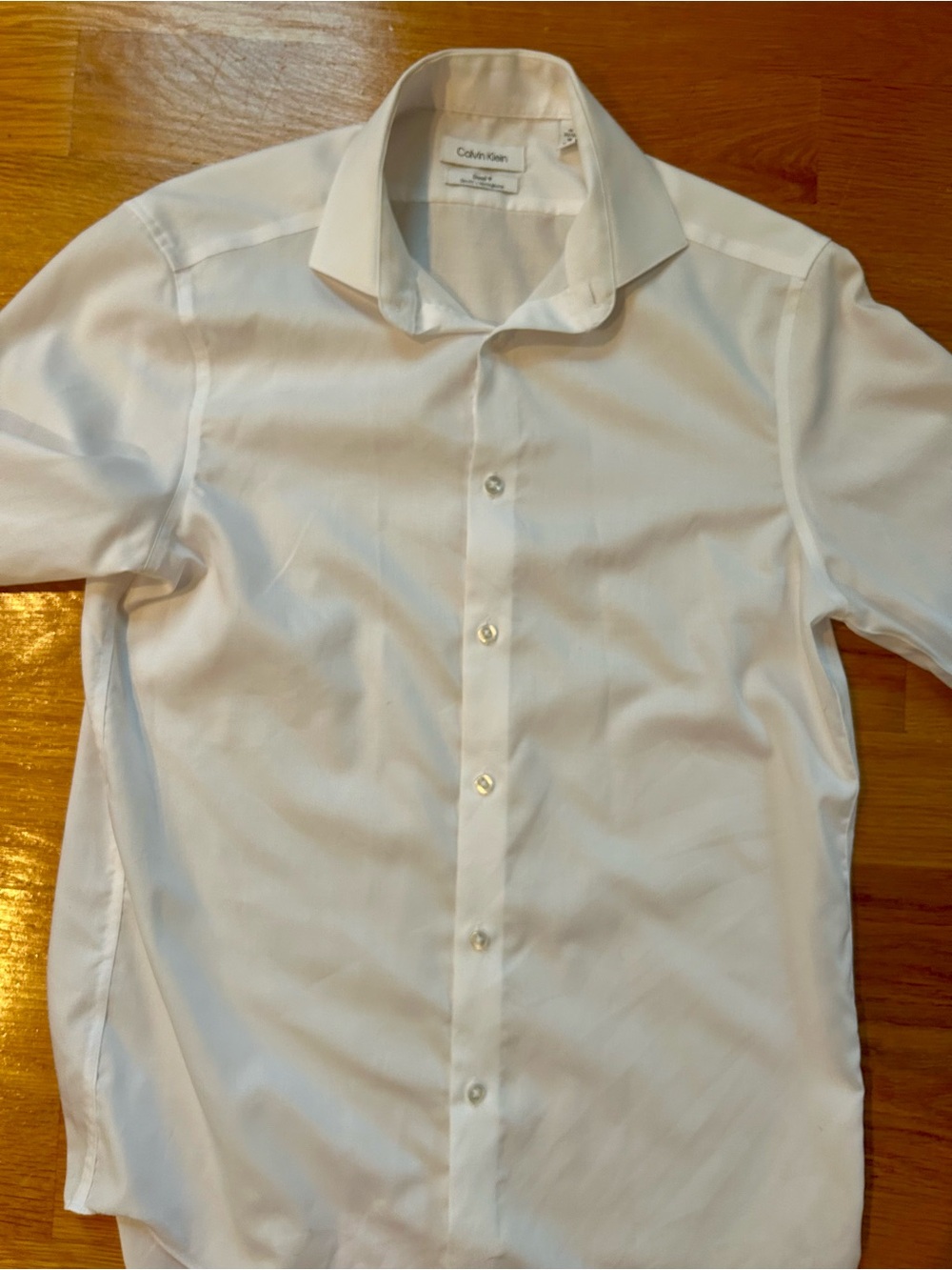 Calvin Klein Men’s white slim fit collared dress shirt size medium neck 15 32/33